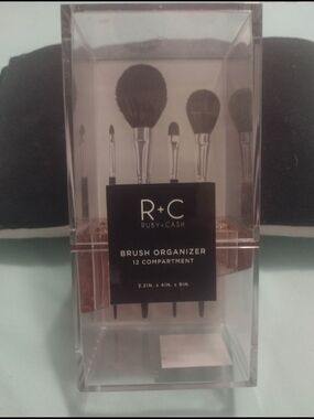 R & C Brush Organizer